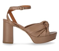 Sandale