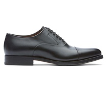 Schnürschuh