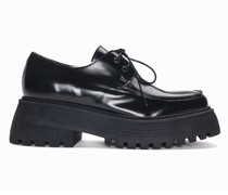 Schnürschuh