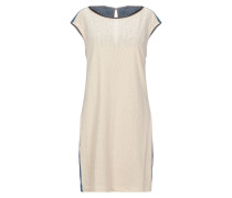 Kurzes Kleid