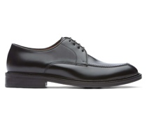 Schnürschuh