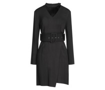 Kurzes Kleid