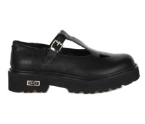 Schnürschuh