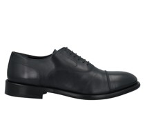 Schnürschuh