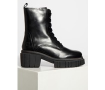 Schnürboots schwarz