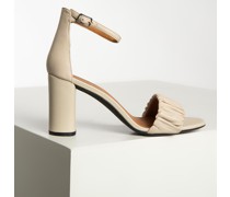 Sandaletten beige