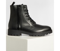 Schnürboots schwarz