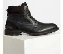 Boots schwarz