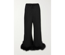 Boudoir Hose aus Satin mit Federn