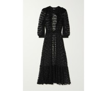 Strandkleid aus Häkelmaterial