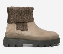 Chunky-Chelsea Boots