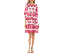 Besticktes Kleid