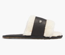 Muchas Pantoletten aus Narbenleder mit Shearling-Einsatz
