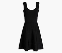 ausgestelltes Minikleid aus Stretch-Strick