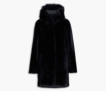 Wendbarer Kapuzenmantel aus Shearling