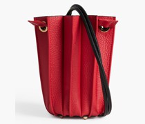 Beuteltasche aus plissiertem Narbenleder