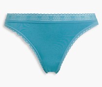 Tief sitzender String aus Stretch-MicroModal® mit Spitzenbesatz