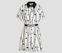 Minikleid aus bedruckter Seide mit Gürtel