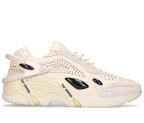 SNEAKERS AUS TECHNOSTOFF „CYLON-21“
