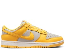 Dunk Low sneakers