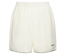 Shorts mit Nähten
