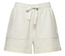 HOCHTAILLIERTE SHORTS „REVIVE“