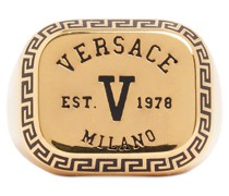 Siegelring mit Versace-Schriftzug