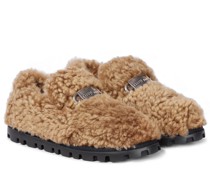 Loafers aus Shearling