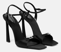 Saint Laurent Verzierte Sandalen Venue 105 aus Satin