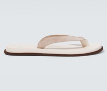 Brunello Cucinelli Sandalen aus Veloursleder