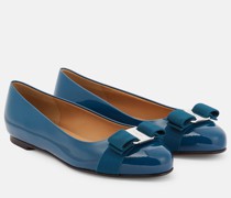 Ferragamo Ballerinas Varina aus Lackleder