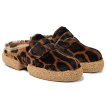 Dries Van Noten Clogs mit Leopardenmuster