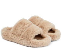 Stand Studio Pantoletten Isla aus Faux Fur