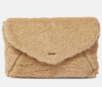 Max Mara Clutch Envelope Small aus Teddyfleece