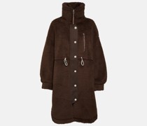 Mantel Jones aus Faux Shearling