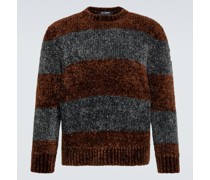 Gestreifter Pullover