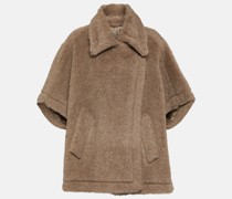 Cape Tebe aus Teddyfleece