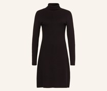 Strickkleid