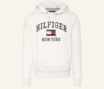 Hoodie mit Stickereien