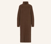 Strickkleid