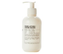 HINOKI / SWEET ALMOND 250 ml, 160 € / 1 l