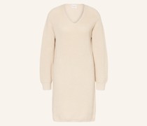 Strickkleid