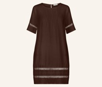 Sommerkleid aus Leinen