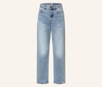 Straight Jeans