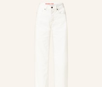 Straight Jeans