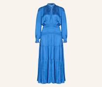Schluppenkleid aus Satin