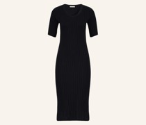 Strickkleid