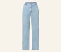 Straight Jeans