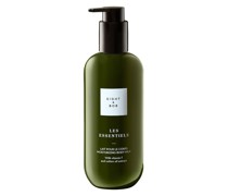 LES ESSENTIELS 300 ml, 150 € / 1 l