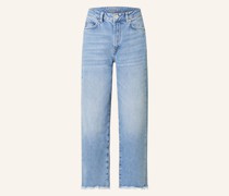 Straight Jeans